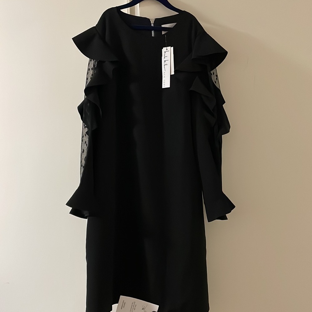 Black Nicole Miller NWT size 4 evening dress